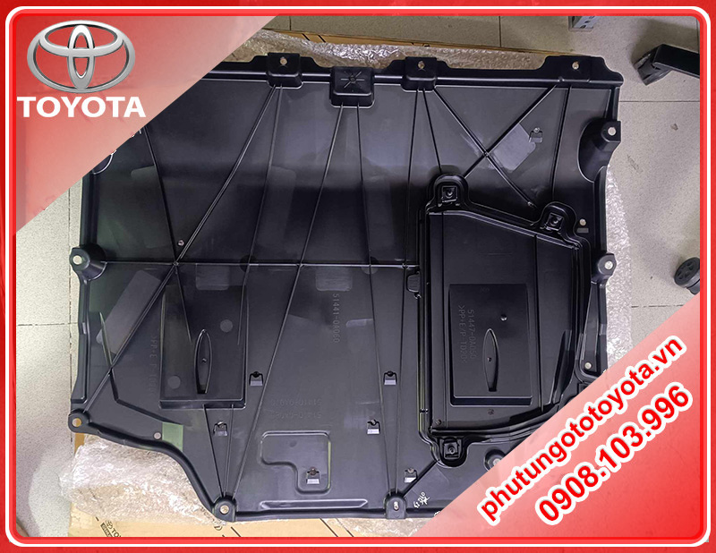 Chắn bùn gầm Toyota Corolla Cross 2020